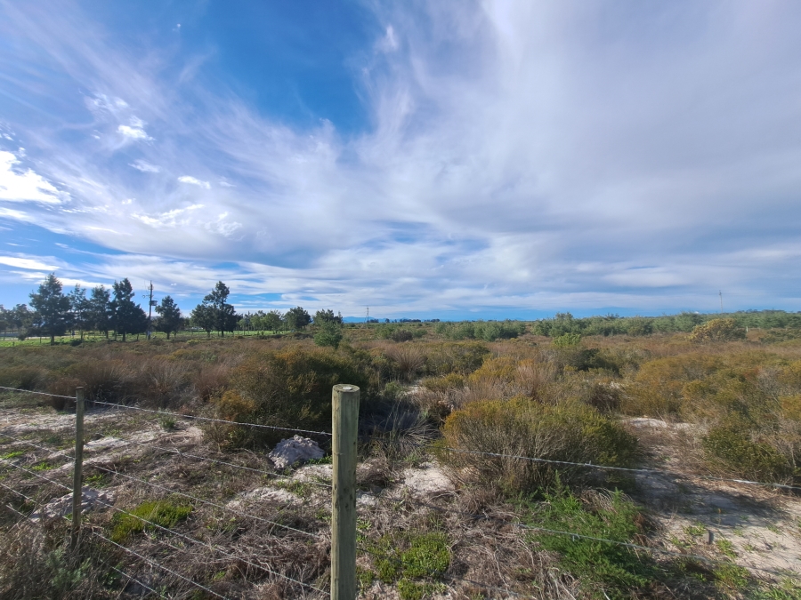 1 Bedroom Property for Sale in Hartebeesfontein Western Cape